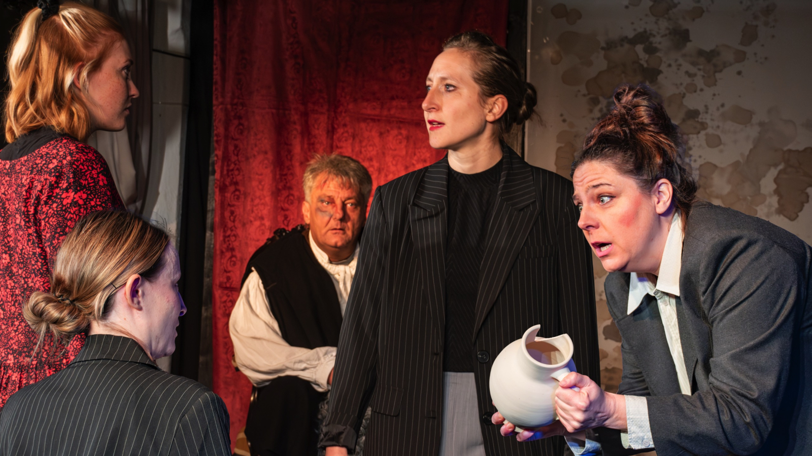 Der zerbrochene Krug